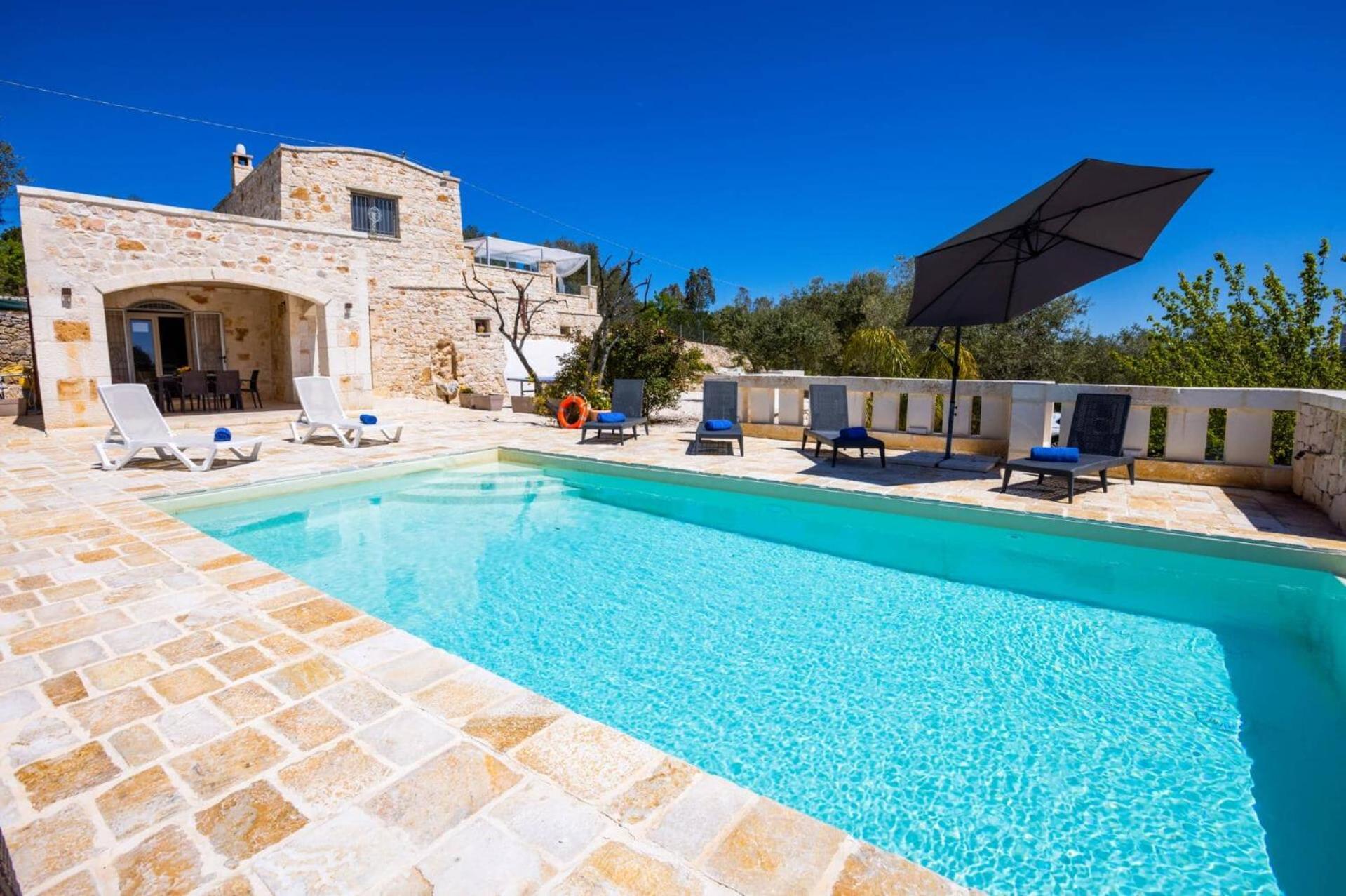 Villa Angelo By Villa Plus Ostuni Bagian luar foto